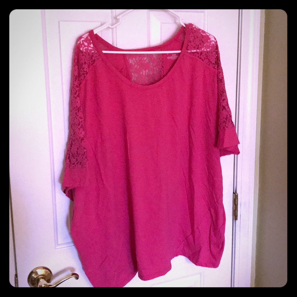 Lane Bryant T-shirt 26/28